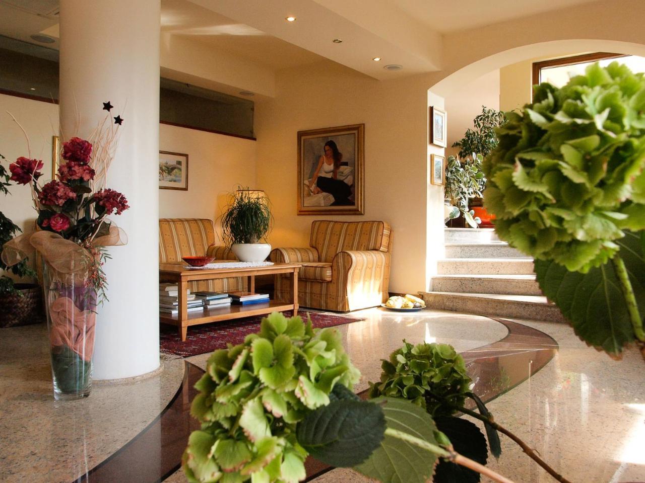 Hotel Bellavista Malcesine Eksteriør bilde